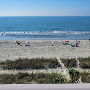 Oceanfront Queen Suite